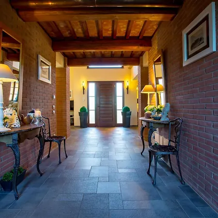 Leopolda By Interhome * Peccioli